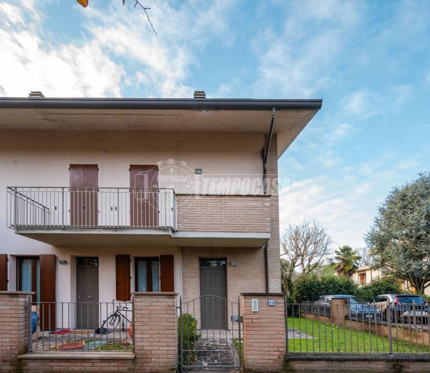 casa indipendente in vendita a Faenza