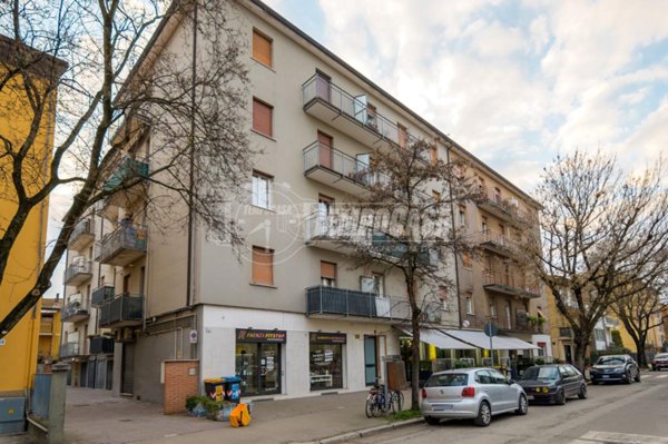 appartamento in vendita a Faenza in zona Centro Storico