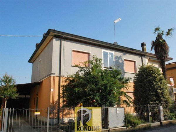 casa indipendente in vendita a Faenza