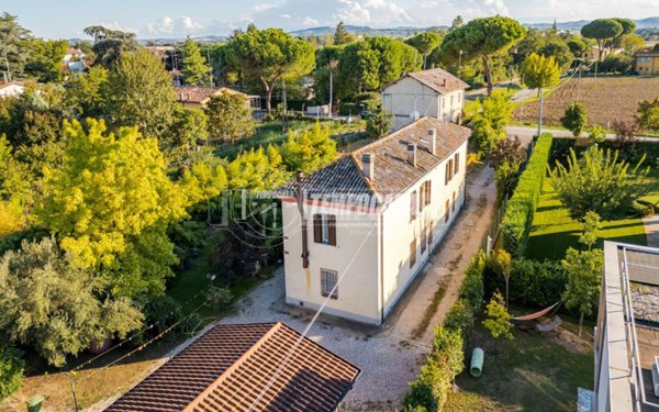 casa indipendente in vendita a Faenza