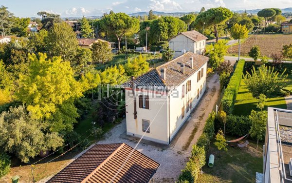 casa indipendente in vendita a Faenza