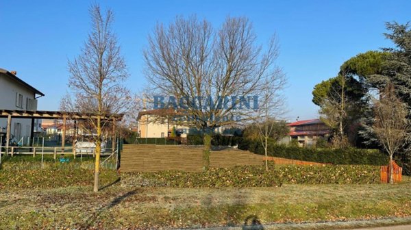 negozio in vendita a Faenza