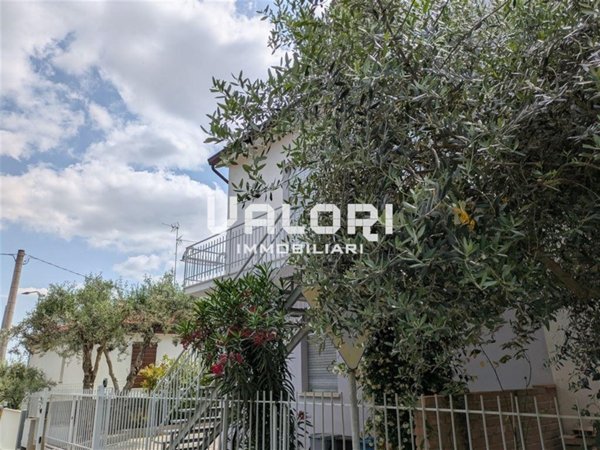 casa indipendente in vendita a Faenza