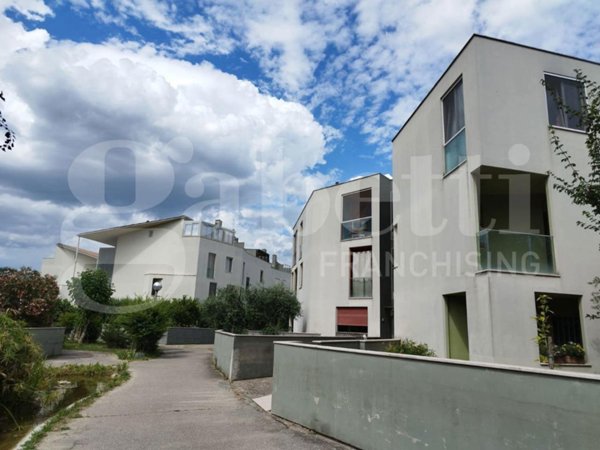 appartamento in vendita a Faenza in zona Centro Storico