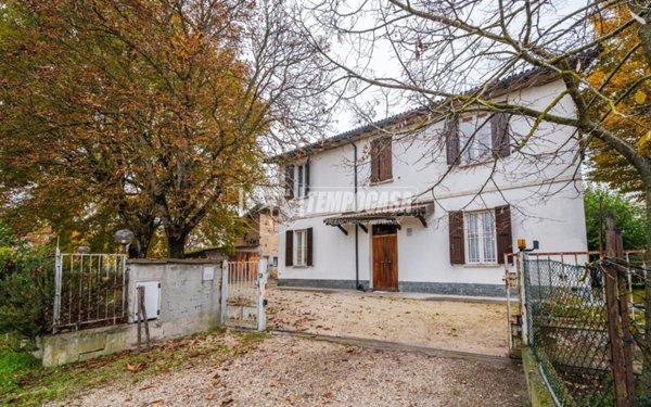 casa indipendente in vendita a Faenza in zona Reda