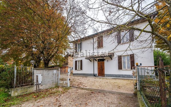 casa indipendente in vendita a Faenza in zona Reda