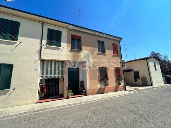 casa indipendente in vendita a Faenza