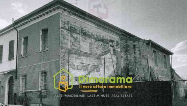 casa indipendente in vendita a Faenza