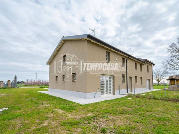 casa indipendente in vendita a Faenza