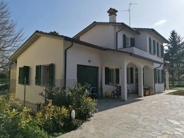casa indipendente in vendita a Faenza