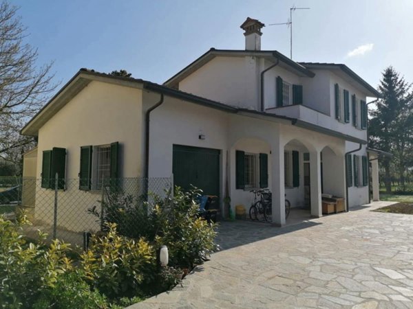 casa indipendente in vendita a Faenza