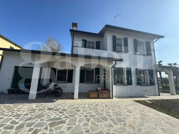 casa indipendente in vendita a Faenza