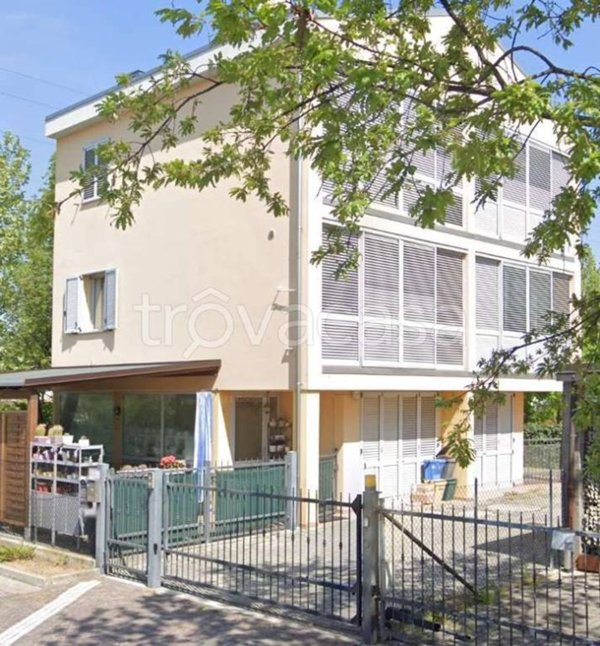 casa indipendente in vendita a Faenza