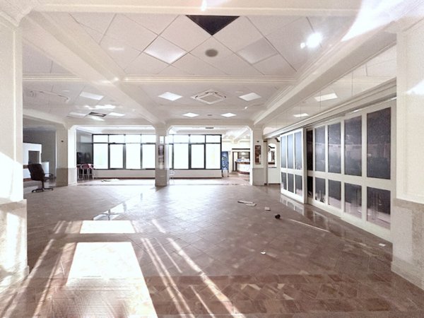 negozio in vendita a Faenza in zona Granarolo