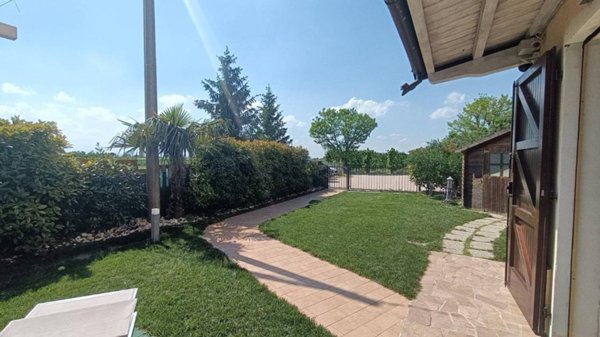 casa indipendente in vendita a Faenza in zona Reda