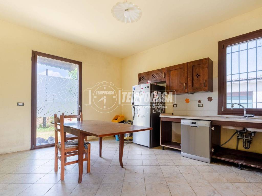 casa indipendente in vendita a Faenza