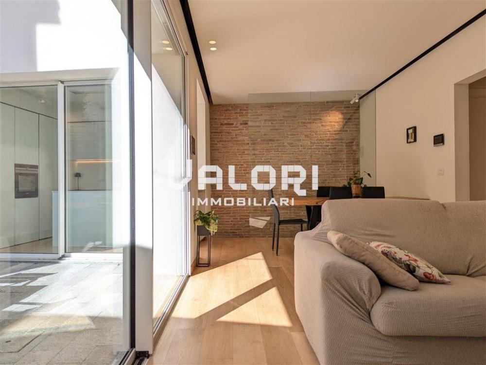 casa indipendente in vendita a Faenza in zona Centro Storico