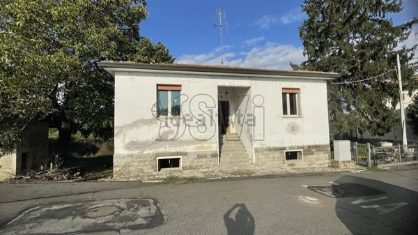 casa indipendente in vendita a Faenza