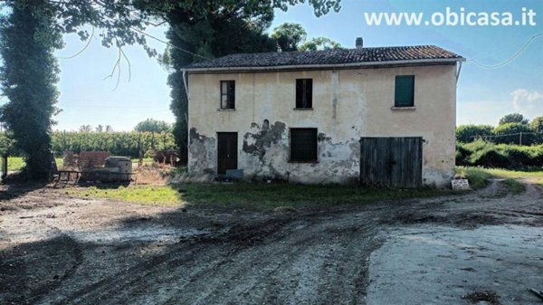 casa indipendente in vendita a Faenza