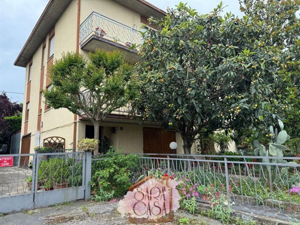 casa indipendente in vendita a Faenza