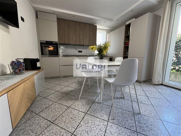 casa indipendente in vendita a Faenza in zona Centro Storico