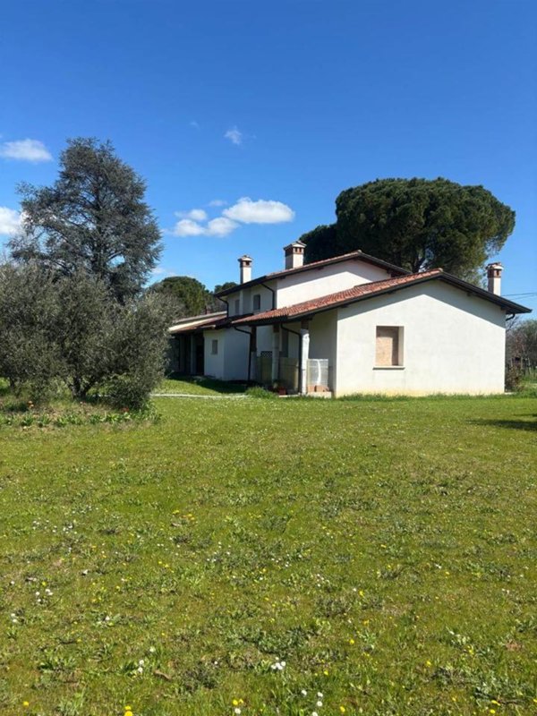 casa indipendente in vendita a Faenza
