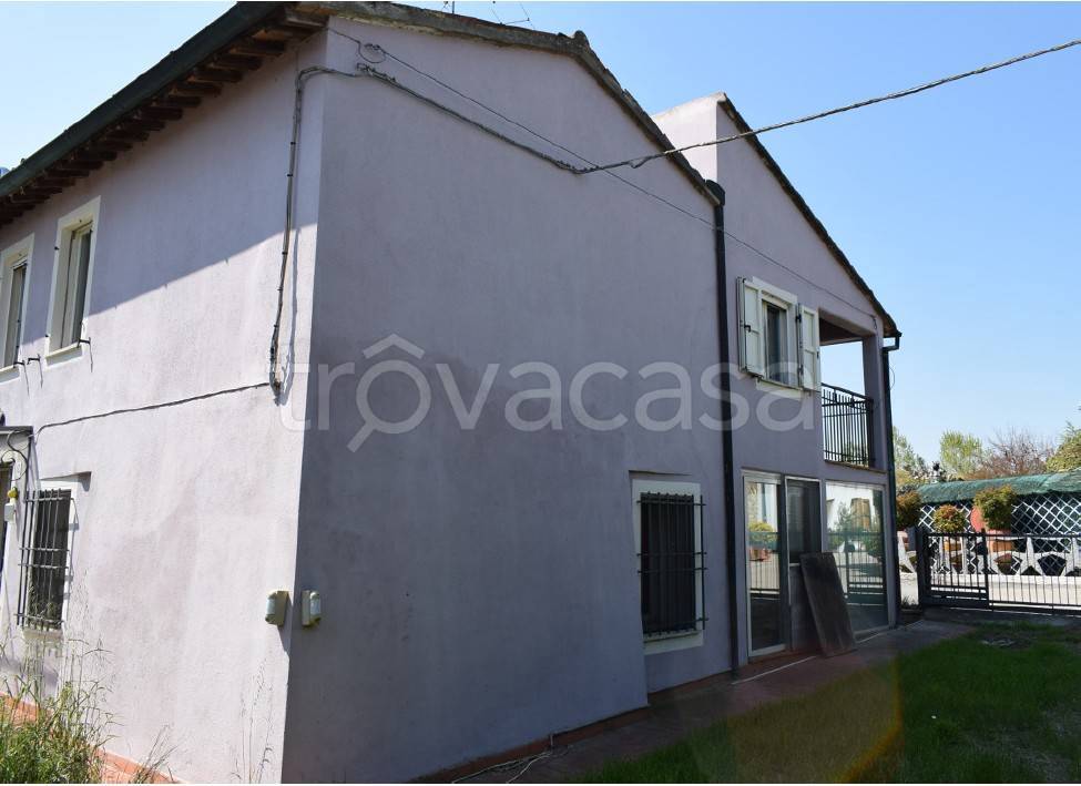 appartamento in vendita a Faenza in zona Fossolo