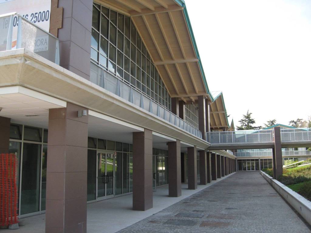 negozio in vendita a Faenza
