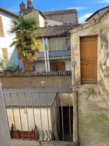 casa indipendente in vendita a Faenza