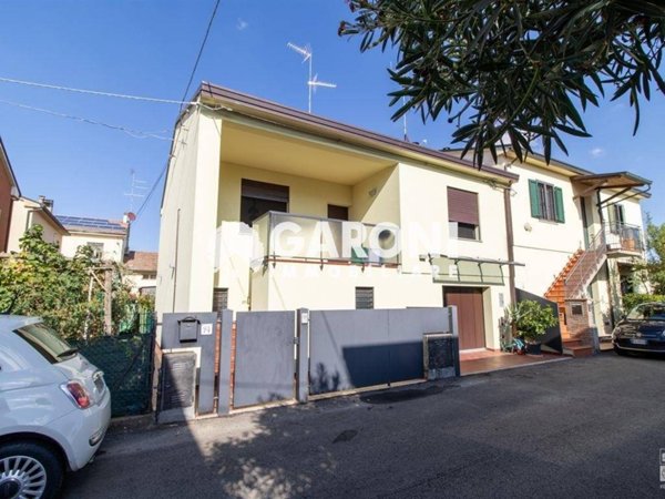 casa indipendente in vendita a Faenza
