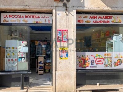 negozio in vendita a Faenza