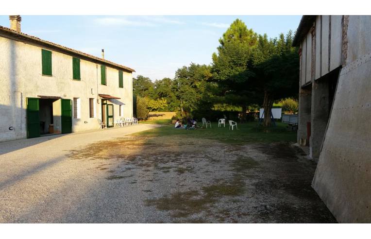 casa indipendente in vendita a Faenza in zona Santa Lucia