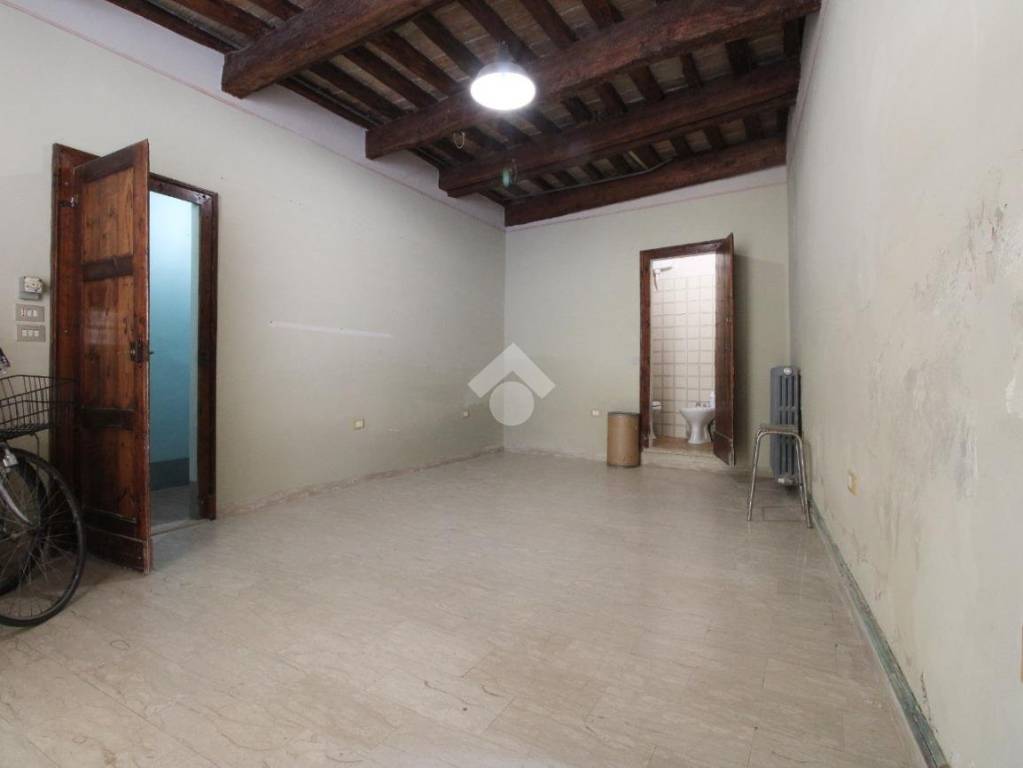 casa indipendente in vendita a Faenza in zona Centro Storico