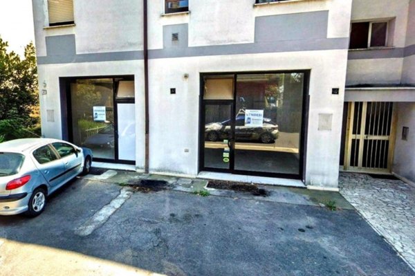 negozio in vendita a Faenza