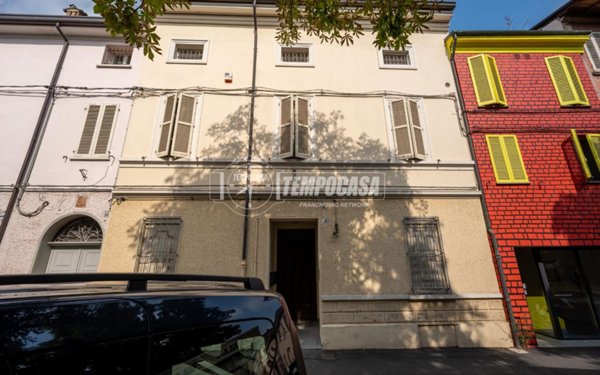 appartamento in vendita a Faenza in zona Centro Storico