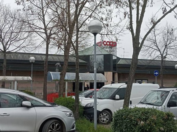 negozio in vendita a Faenza