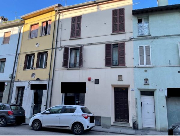 appartamento in vendita a Faenza in zona Centro Storico
