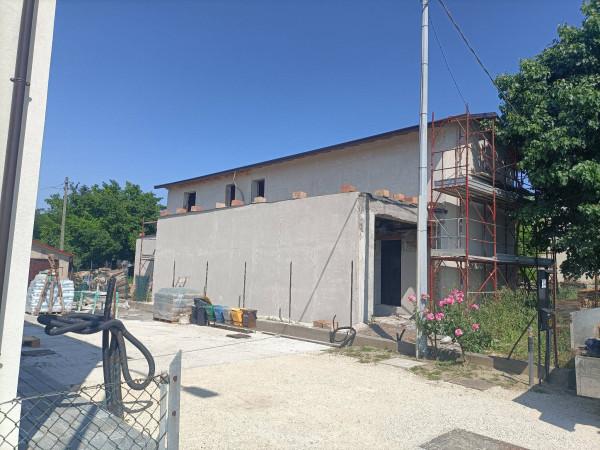 casa indipendente in vendita a Faenza in zona Mezzeno