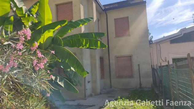casa indipendente in vendita a Faenza