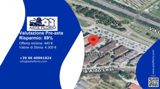 locale commerciale in vendita a Faenza