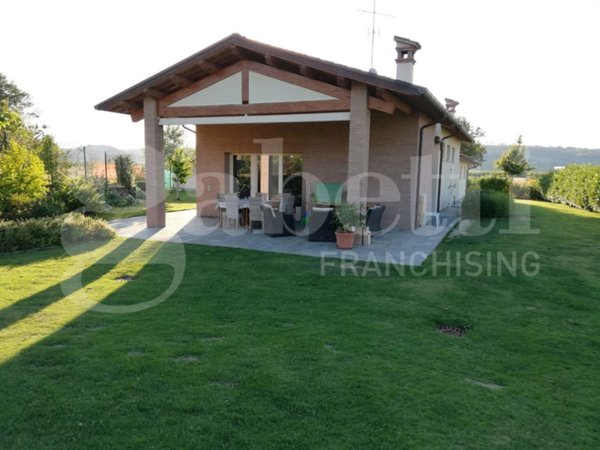 casa indipendente in vendita a Faenza in zona Sarna