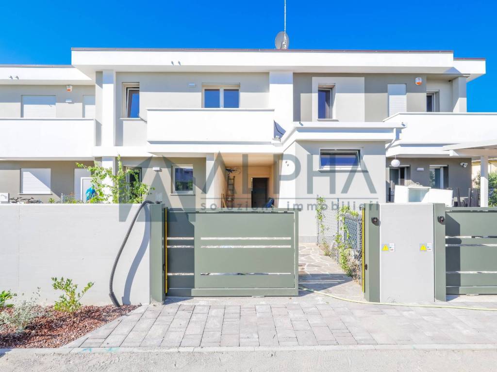 casa indipendente in vendita a Faenza