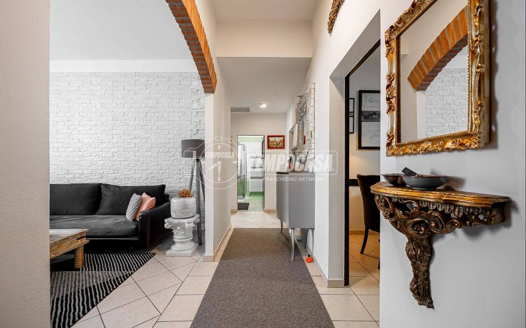 appartamento in vendita a Faenza in zona Centro Storico