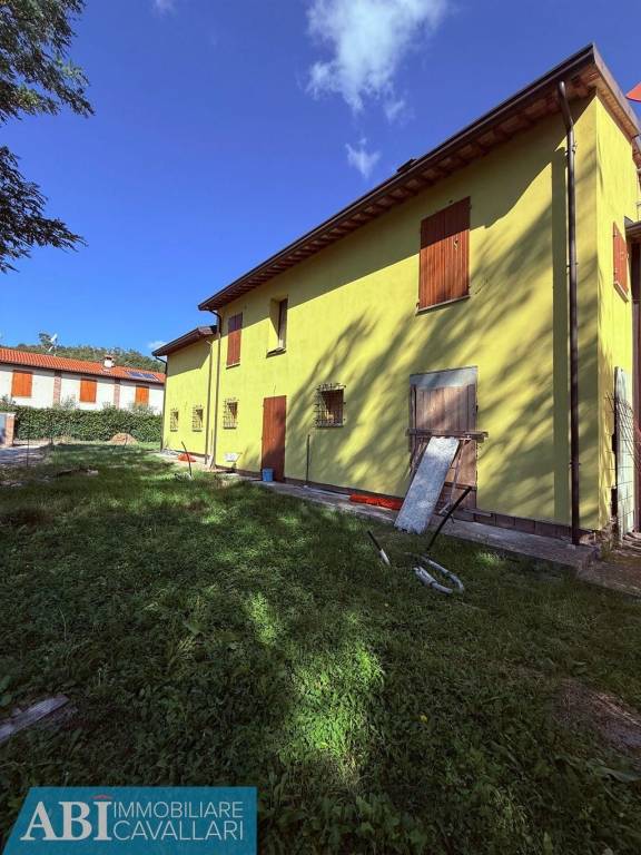 casa indipendente in vendita a Faenza