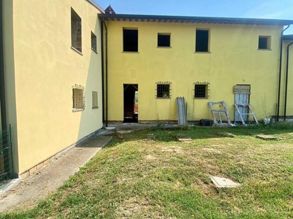 casa indipendente in vendita a Faenza