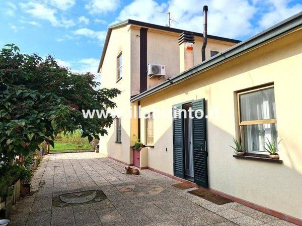 casa indipendente in vendita a Faenza