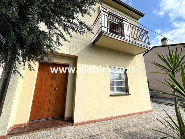 casa indipendente in vendita a Faenza