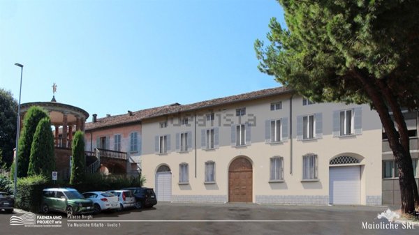 appartamento in vendita a Faenza in zona Centro Storico