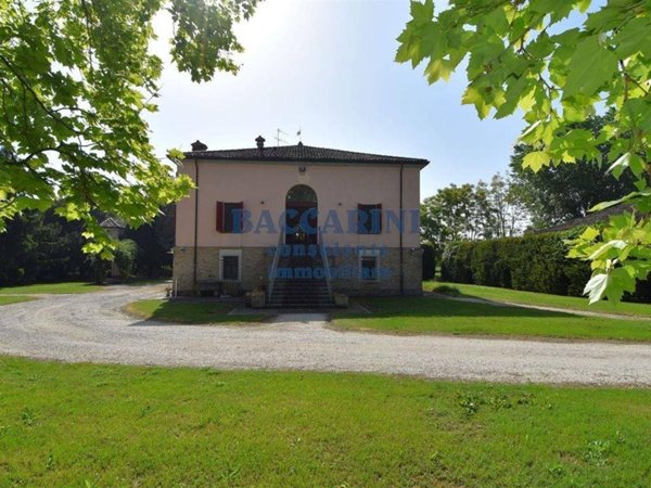 casa indipendente in vendita a Faenza