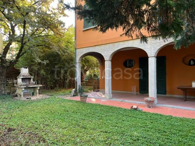 casa indipendente in vendita a Faenza